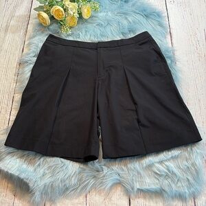 Lululemon Long Story High Rise Pleated Black Shorts sz 8